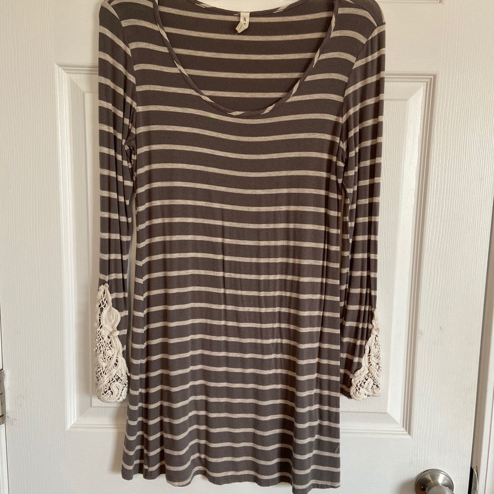 Stretchy cute dress!